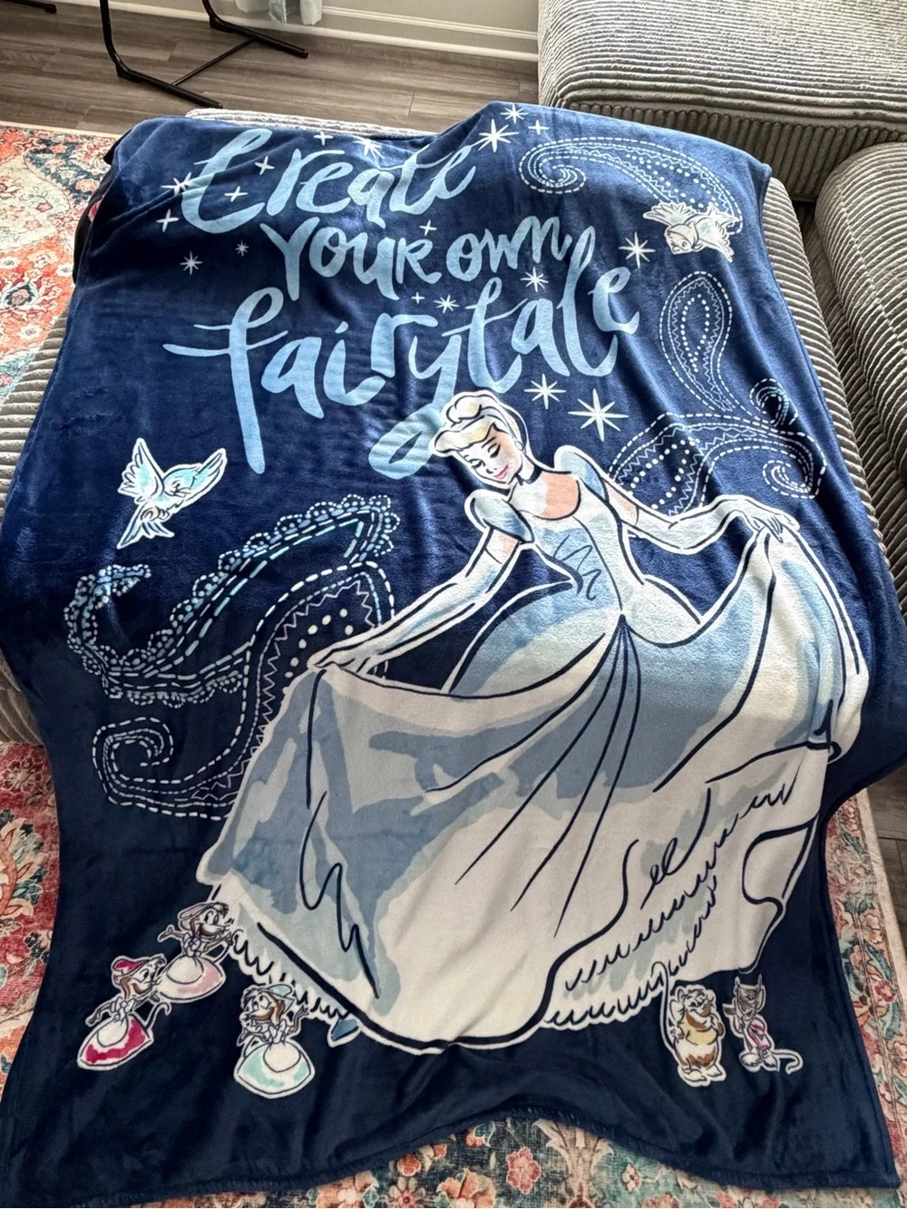 Vera Bradley Navy Blue Cinderella Fairytale Throw Blanket